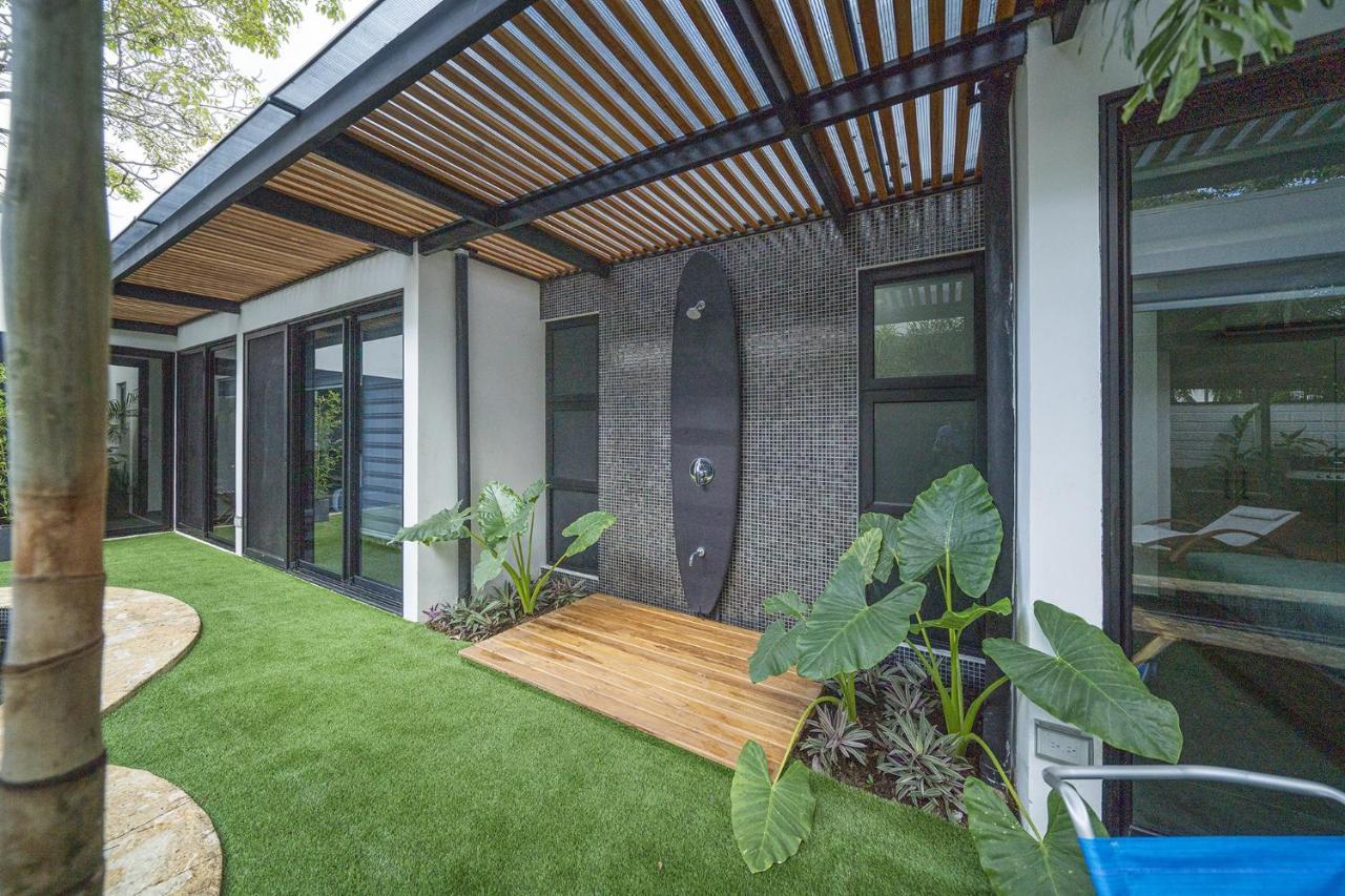 Playa Potrero - New Modern House, Pool In Guitar Shape - Casa Guitarra Villa Buitenkant foto